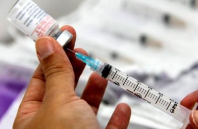 Ministério da Saúde distribui doses da vacina pentavalente