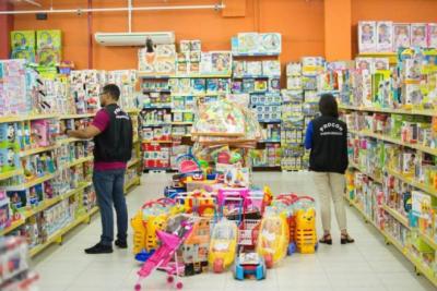 Dia das Crianças: Procon encontra diferença de mais 800% em pesquisa de preços 
