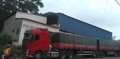 Caminhão com carga irregular de cerveja é apreendido no MA
