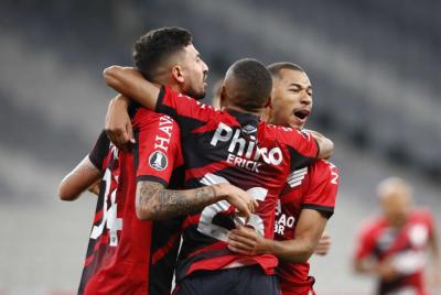 Athletico, Flamengo e Santos abrem oitavas de final da Libertadores