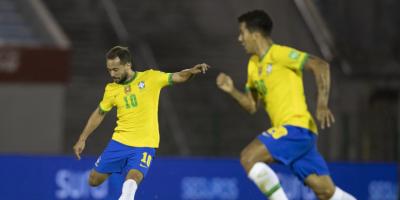 Brasil vence o Uruguai e fecha 2020 invicto nas Eliminatórias da Copa