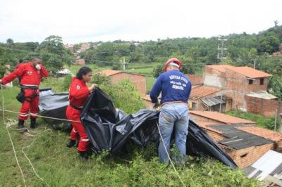 agentes da defesa civil