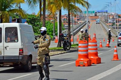 agentes de trânsito