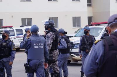 PM retira invasores de condomínio do MCMV em São Luís