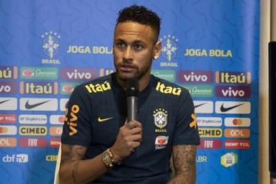 Neymar está desconvocado da Seleção Brasileira
