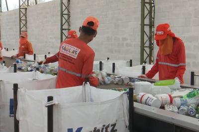 São Luís: comitiva vistoria galpão de reciclagem do Aterro da Ribeira