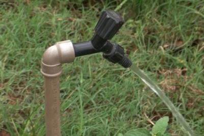 Moradores reclamam de abastecimento de água no Novo Cohatrac