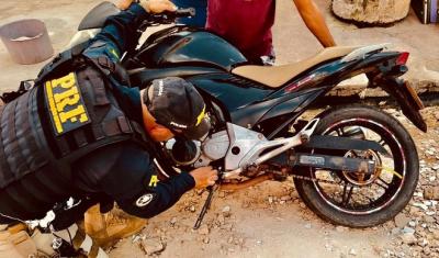 PRF apreende duas motocicletas roubadas no Maranhão