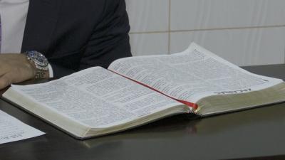 Câmara de São Luís participa do projeto Bíblia Manuscrita; confira