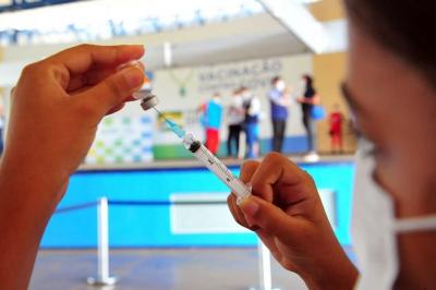 São Luís abre cadastro de vacinação de pessoas com 30 anos