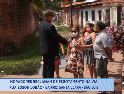 Moradores denunciam esgoto estourado na Rua Edson Lobão