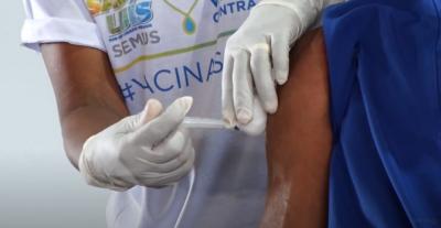 São Luís inicia vacinação profissionais da educação nesta segunda (19)