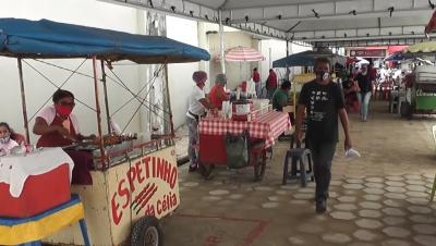 Ambulantes são realocados para novo espaço em Santa Inês