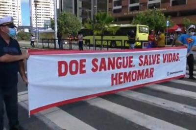 Blitz educativa conscientiza população sobre doação de sangue 