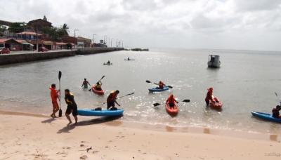 Aulas de canoagem estão sendo oferecidas em São José de Ribamar