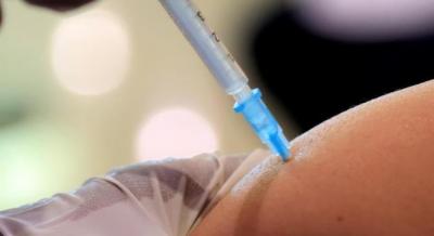 Anvisa divulga orientação de como notificar eventos adversos a vacinas