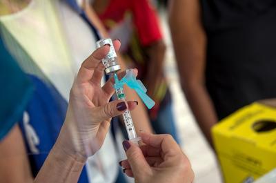 MP libera compra de vacinas sem aprovação pela Anvisa e sem licitação 