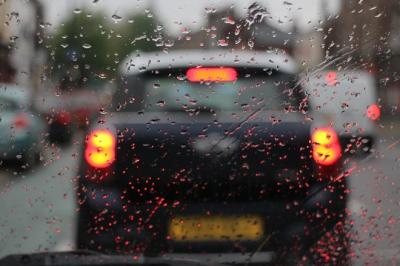 Período chuvoso: veja cuidados que você deve ter com seu carro