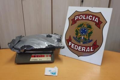 PF prende mulher que tentava desembarcar com cocaína no aeroporto de São Luis