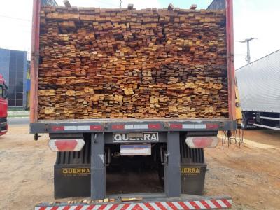 PRF apreende 196m³ de madeira ilegal no Maranhão