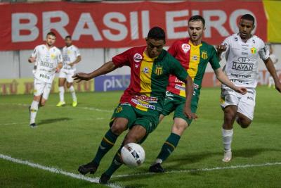 Brusque e Sampaio ficam no empate em 1x1 pela Série B do Brasileirão