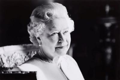  Rainha Elizabeth II, da Inglaterra, morre aos 96 anos