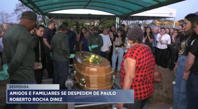 Amigos e familiares se despedem de Paulo Roberto Rocha, em São Luís