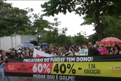 Professores protestam na cidade de Pinheiro; entenda