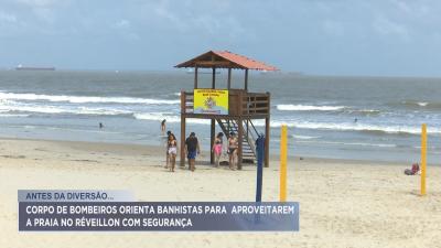 Réveillon: Bombeiros orientam banhistas para cuidados nas praias