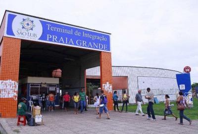 Estudo aponta risco maior de contágio da covid em terminais de ônibus