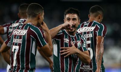 Fluminense vence clássico com Botafogo de virada no Nílton Santos