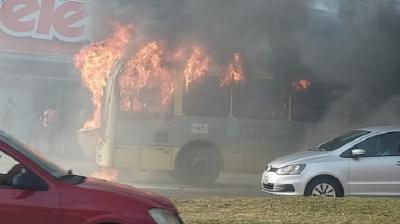 Só em 2022, 16 ônibus já sofreram com incêndio em São Luís
