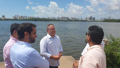 Roberto Rocha mostra situação da Lagoa da Jansen ao presidente da Codevasf