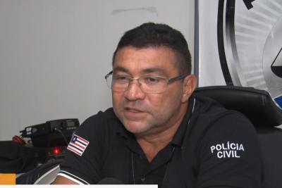 Polícia conduz suspeito de abusar de crianças em São José de Ribamar