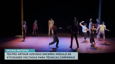 Oficinas gratuitas de teatro encerram módulo de atividades em técnicas corporais