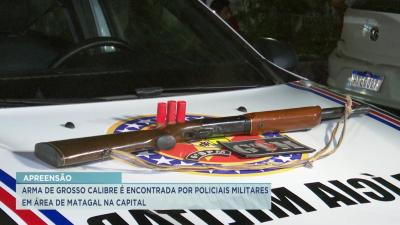 Arma de grosso calibre é encontrada por PMs na cidade operária