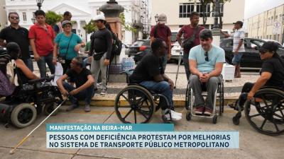 Pessoas com deficiência protestam por melhorias no sistema de transporte público 