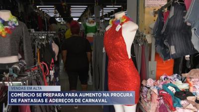 Adereços para o carnaval aquecem comércio de São Luís