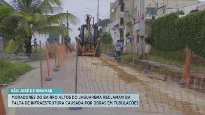 Moradores reclamam de obra em rua do Altos do Jaguarema