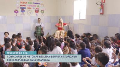Crianças de escolas públicas recebem contadores de histórias da Casa do Maranhão