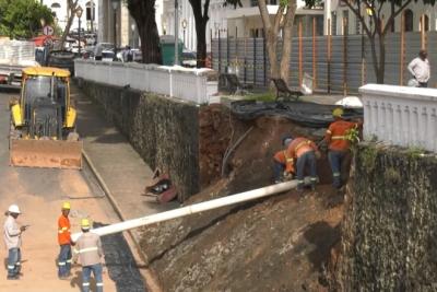  Governo apresenta projeto de recuperação de muro que desabou no Centro Histórico 