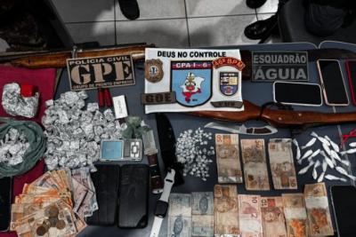 Polícia apreende 5 adolescentes em operação contra tráfico de drogas em São Raimundo das Mangabeiras