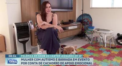 Autista é impedida de entrar em show com cão de apoio emocional