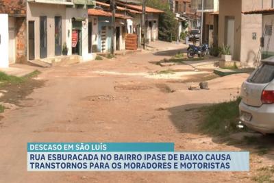 Moradores do bairro Ipase de Baixo enfrentam transtornos devido às ruas esburacadas