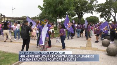Mulheres se reúnem em ato contra desigualdade de gênero em São Luís