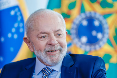 Lula critica ausência de governadores em evento e ataca Roberto Campos Neto