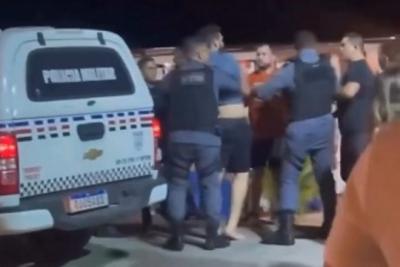 Homem é preso por agressão, injúria racial e ameaça na península da Ponta D'areia