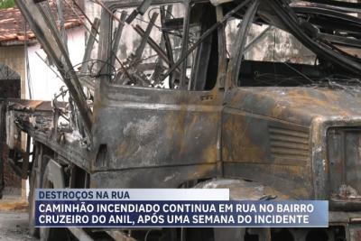 Caminhão incendiado no Cruzeiro do Anil ainda não foi retirado, causando transtornos