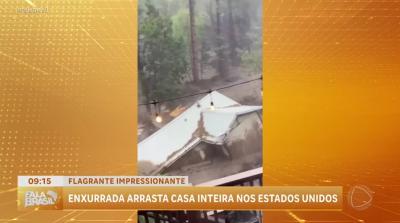 Casa é arrastada por enchente no Novo México (EUA); veja o vídeo