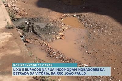 Moradores denunciam lixo e buracos na Estrada da Vitória, no João Paulo
